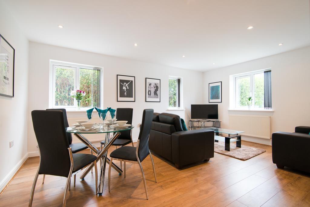 Bluestone Apartments - Didsbury マンチェスター エクステリア 写真